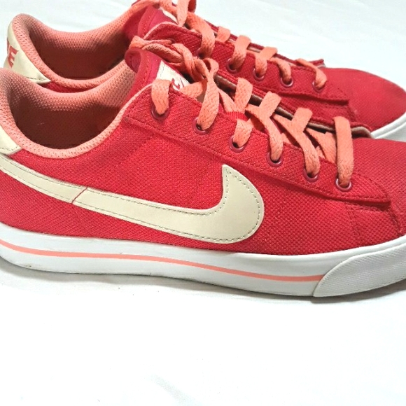 Nike Fruit Punch Court Legacy - Picture 8 of 11